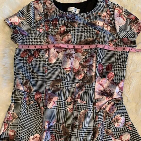 Houndstooth and Metallic Pink Floral Mini Dress - Picture 4 of 8